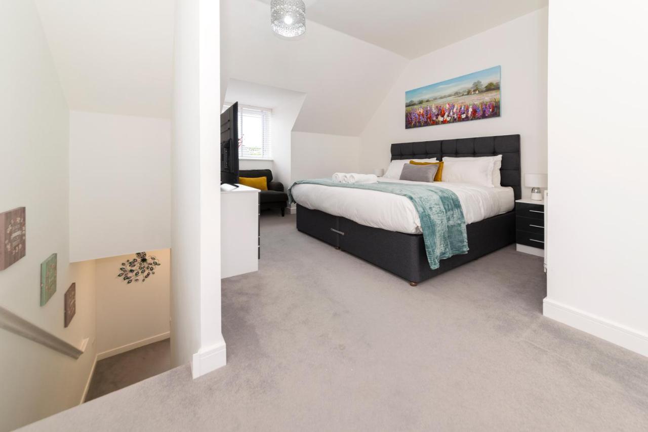 Greenfield Modern 3Br Home - Southcote Lane , Reading Exterior photo