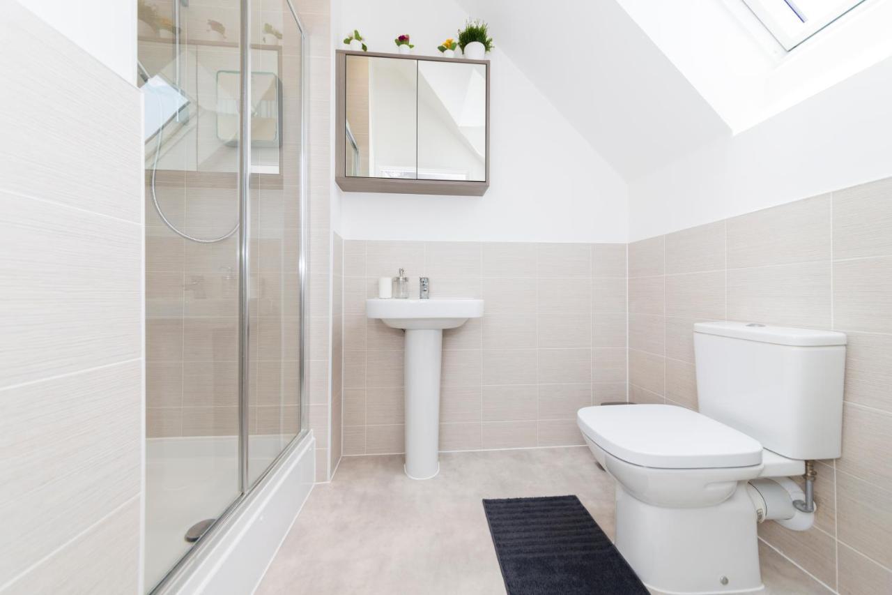 Greenfield Modern 3Br Home - Southcote Lane , Reading Exterior photo